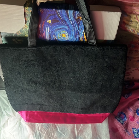 NWOT chanel Beauty Bag Cute Everyday Bag - Picture 4 of 4